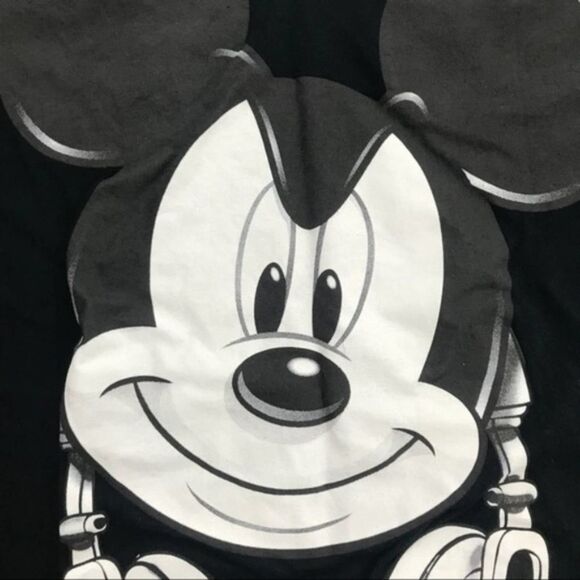 Disney Mickey Mouse with Headphones short sleeve T-shirt Unisex graphic XL - Picture 2 of 3
